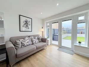 Photo 21- click for photo gallery